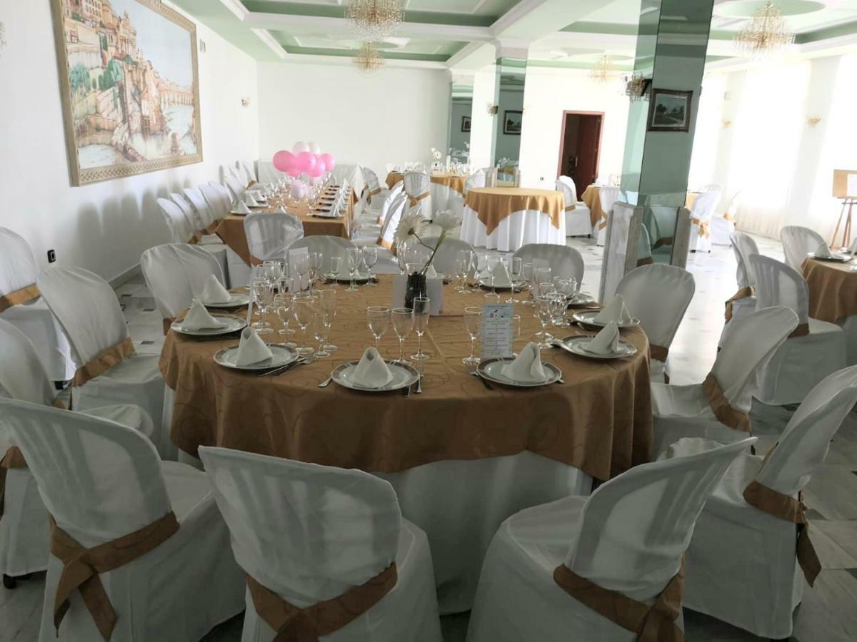 Hotel La Lancha Kordoba Bagian luar foto